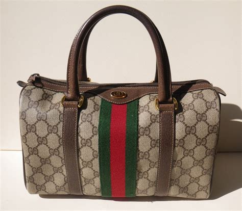 authenticate vintage gucci bag.